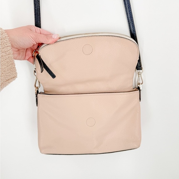 Kate Spade Cream and Tan Crossbody Bag with Minimalist Design - Picture 5 of 8